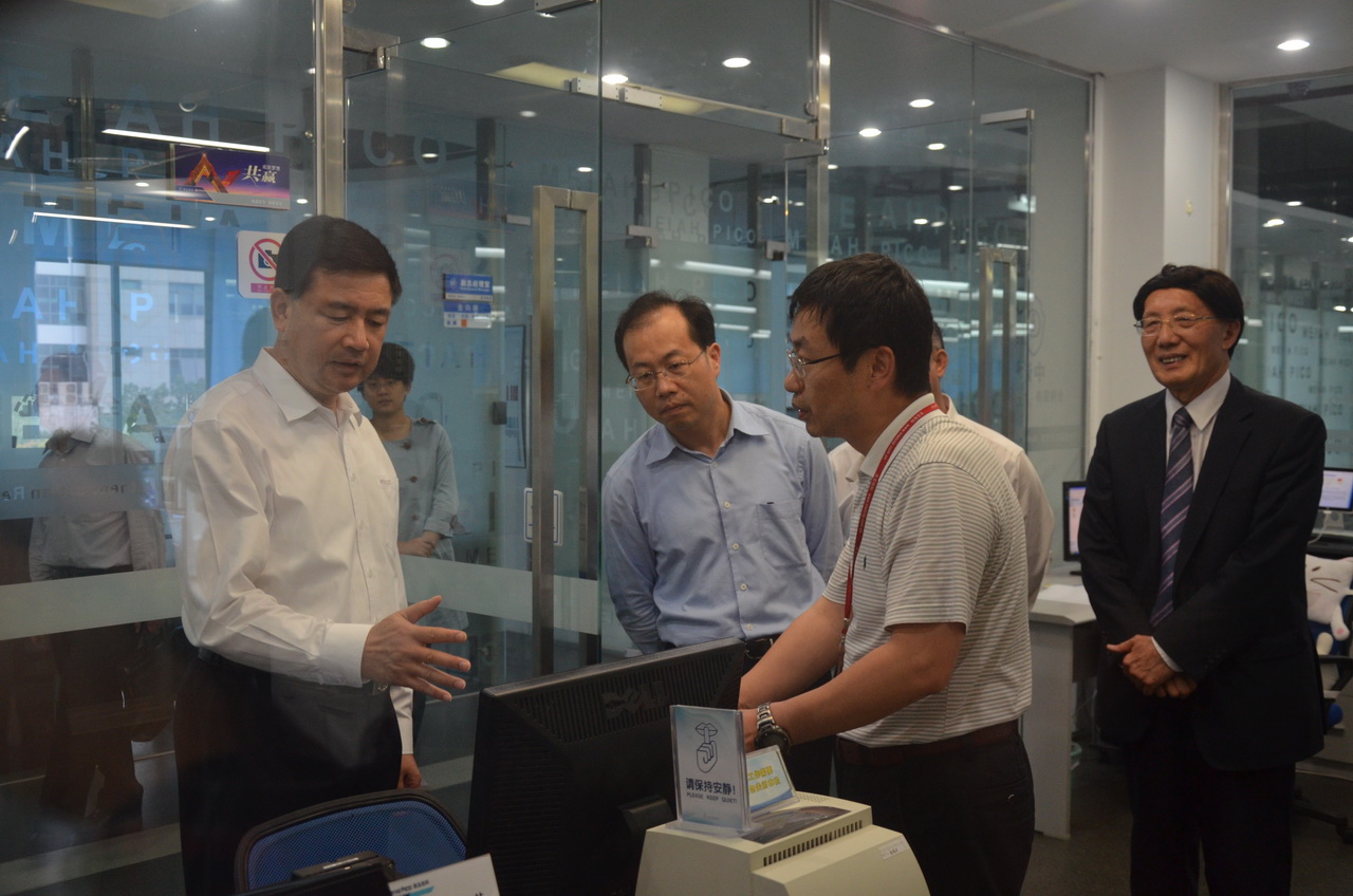 1539595032648155.jpg 02.jpg